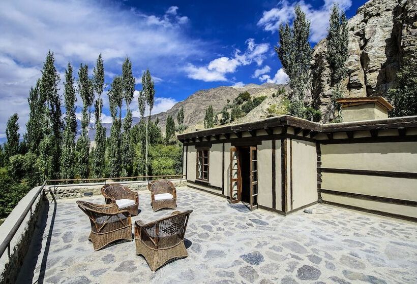 هتل Serena Shigar Fort