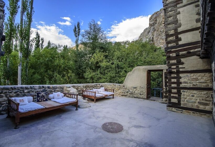 هتل Serena Shigar Fort