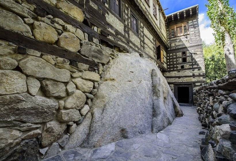 هتل Serena Shigar Fort