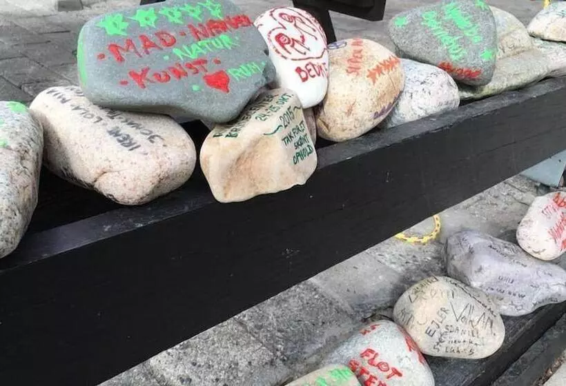 ユースホステル Fredensborg Vandrerhjem, I Kongens Baghave