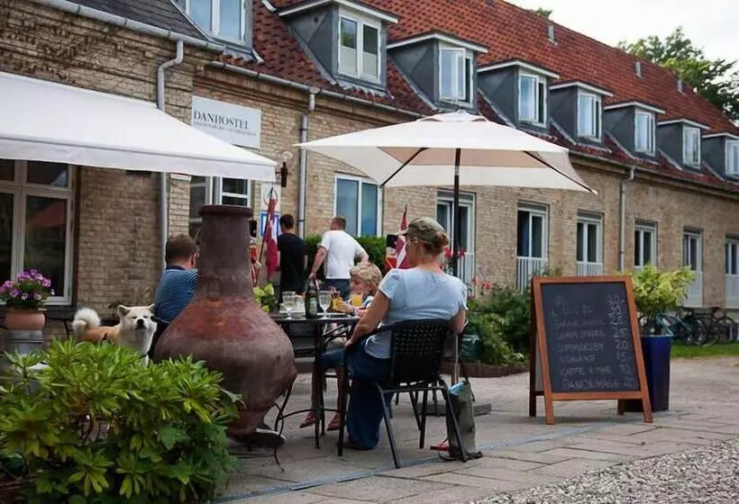 ユースホステル Fredensborg Vandrerhjem, I Kongens Baghave