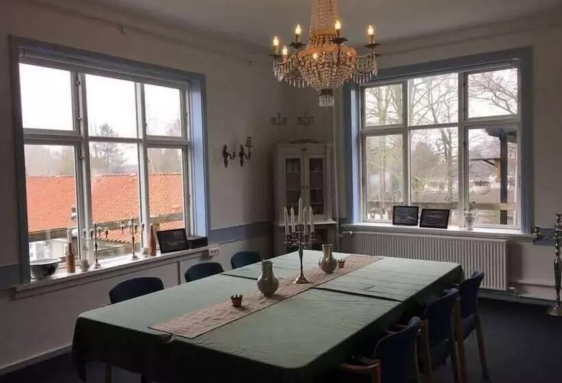 ユースホステル Fredensborg Vandrerhjem, I Kongens Baghave