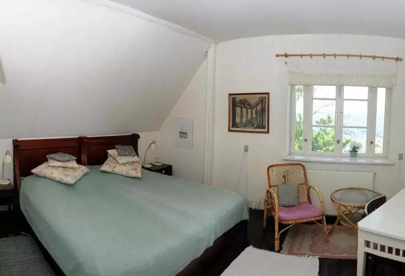 Bed and Breakfast Danchelshus