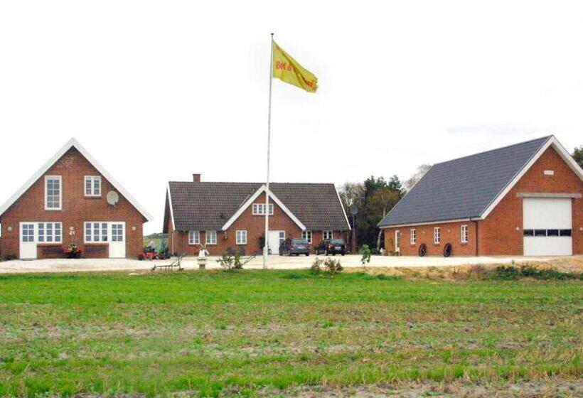 Give Bed & Breakfast