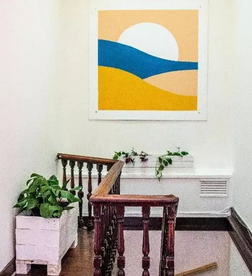 مسافرخانه La Galería B&b