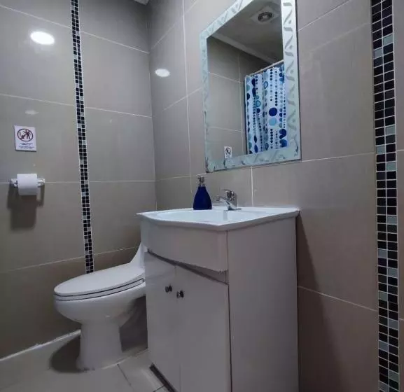 مسافرخانه La Galería B&b