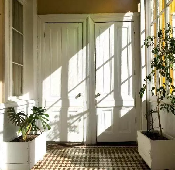 مسافرخانه La Galería B&b