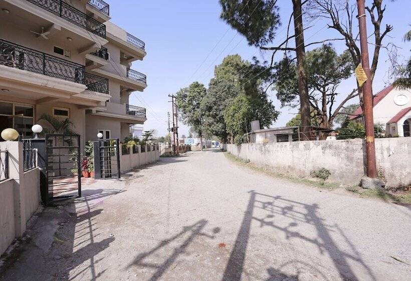 ホテル Fabexpress Central Park