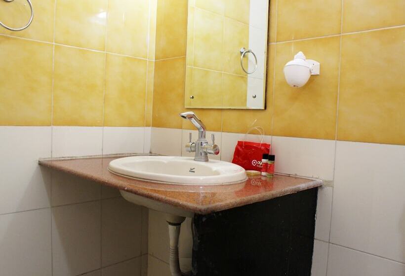 ホテル Fabexpress Central Park