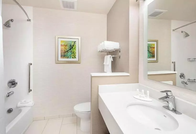 ホテル Fairfield Inn & Suites By Marriott North Bergen