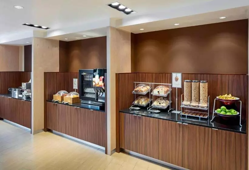 ホテル Fairfield Inn & Suites By Marriott North Bergen