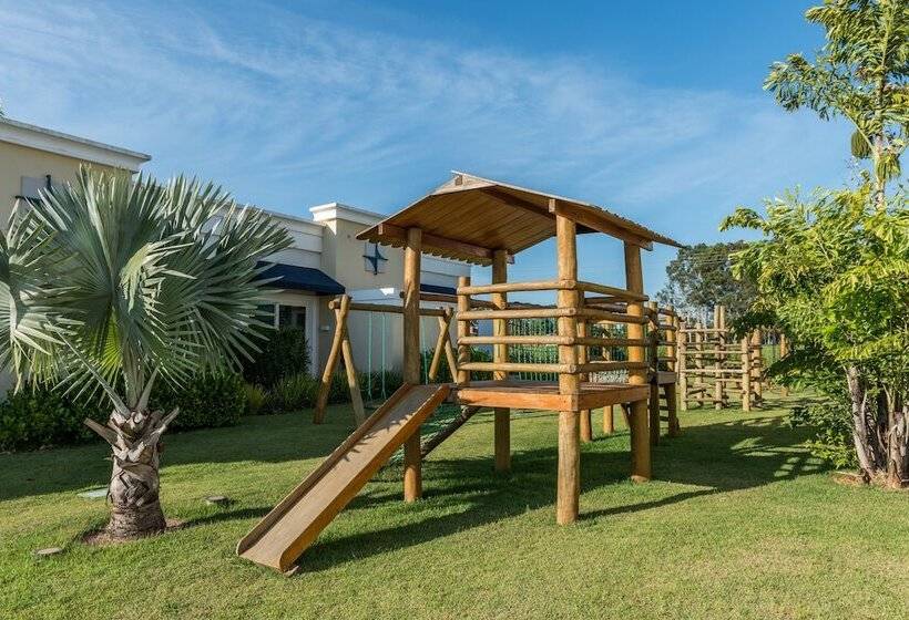 Green Village Hotel E Restaurante