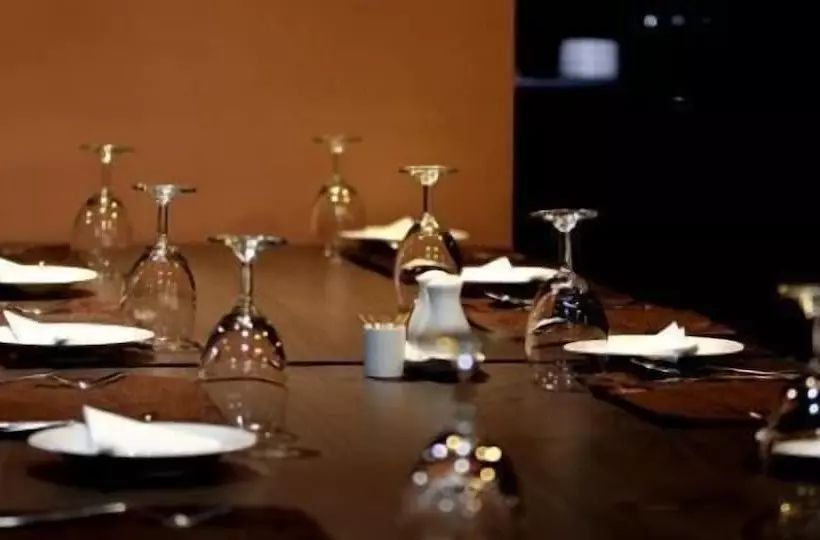 هتل Gyelsa Boutique