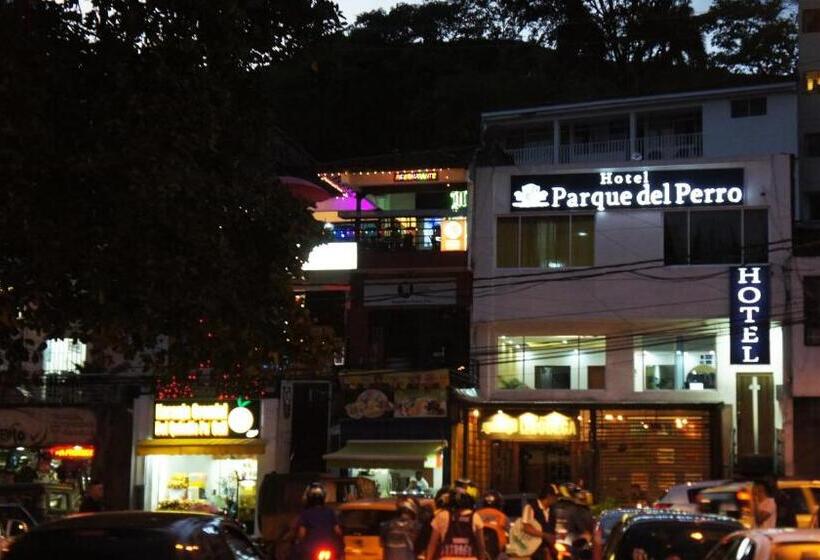 هتل Parque Del Perro