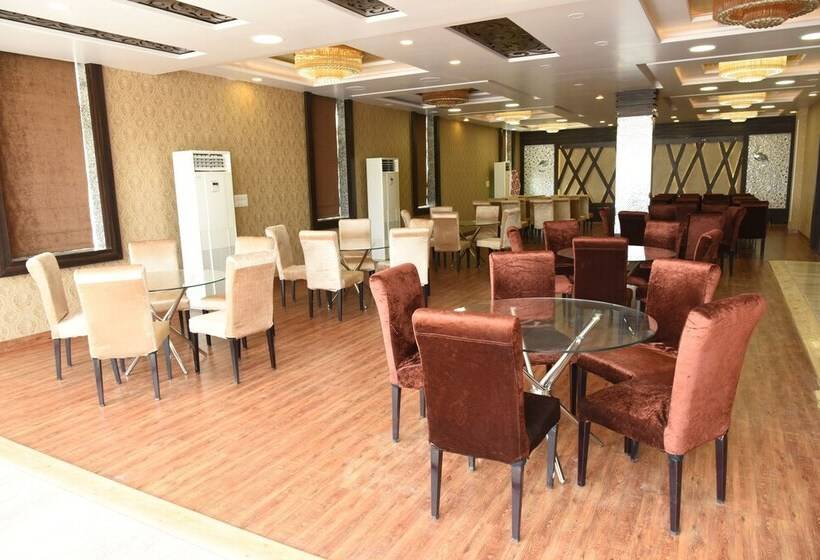 בית מלון כפרי White Mushroom Jaipur V Inn