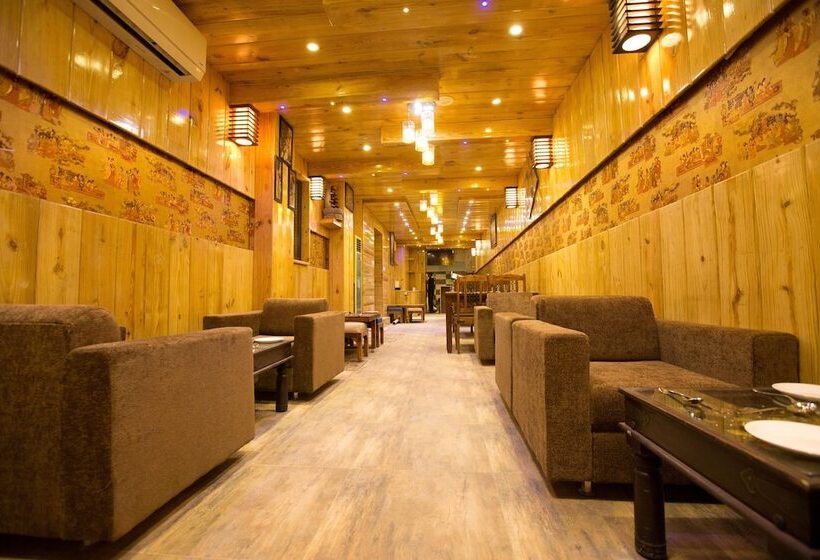 בית מלון כפרי White Mushroom Jaipur V Inn