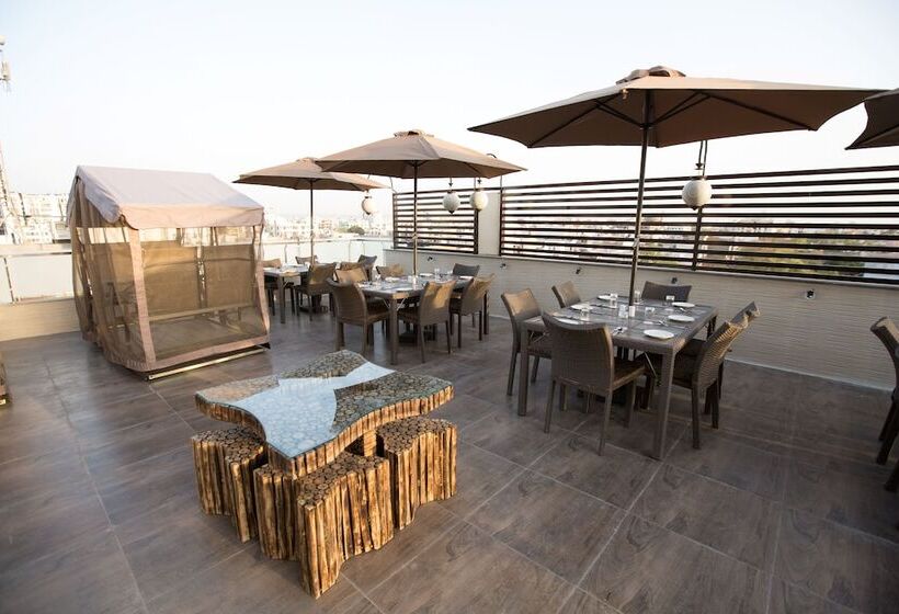 בית מלון כפרי White Mushroom Jaipur V Inn