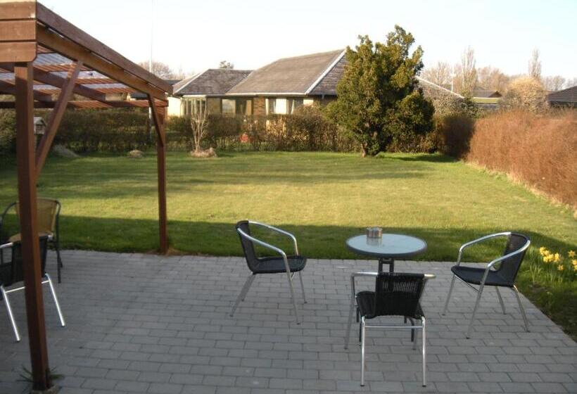 Nr. Nebel Overnatning Hostel