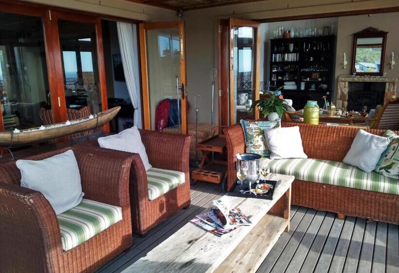 Bed and Breakfast 43 On Sandstone