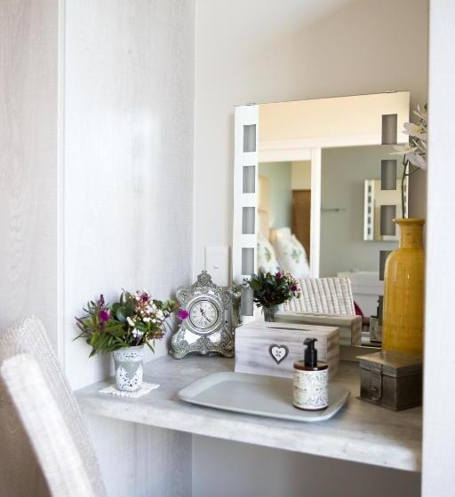 Bed and Breakfast 43 On Sandstone