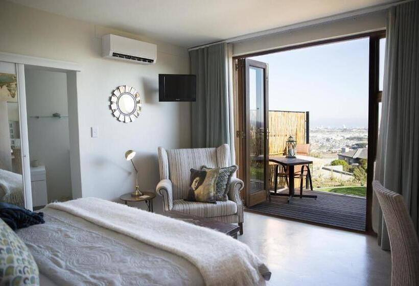 Bed and Breakfast 43 On Sandstone