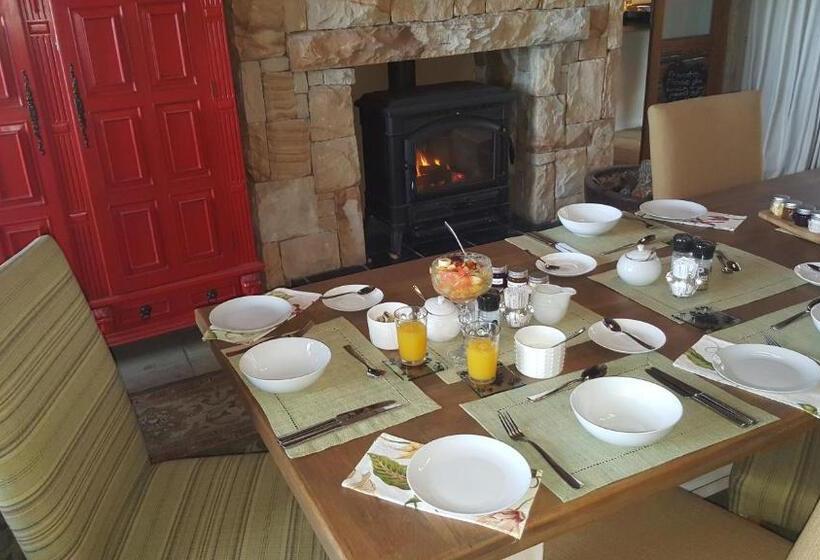 Bed and Breakfast 43 On Sandstone