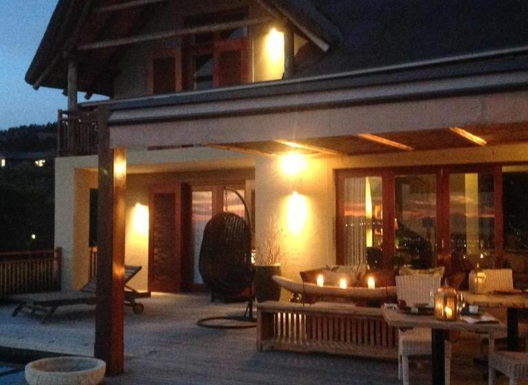 Bed and Breakfast 43 On Sandstone