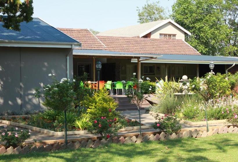 فندق فئة نجمة واحدة The Itumeleng Guest House