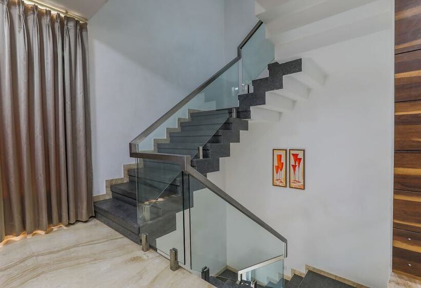 Fabhotel Prime Sapphire Inn