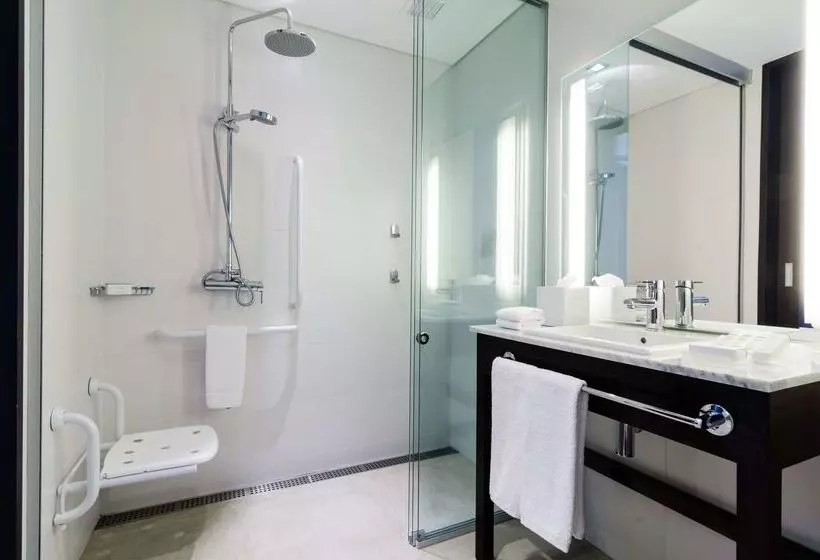 ホテル Hampton By Hilton Montevideo Carrasco