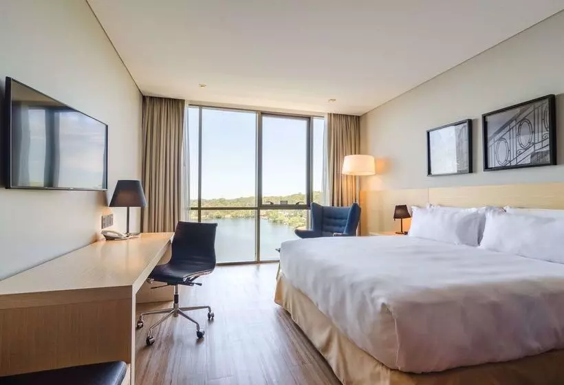 ホテル Hampton By Hilton Montevideo Carrasco