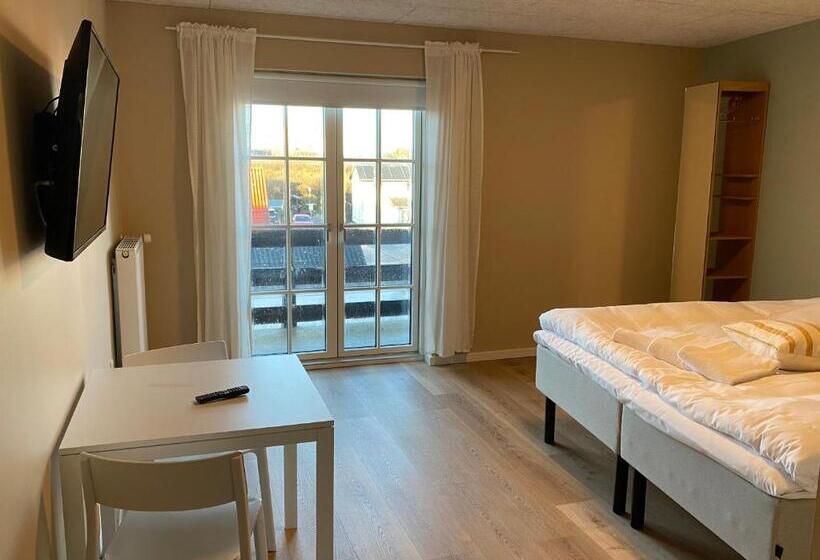 בית מלון כפרי Klitbakken