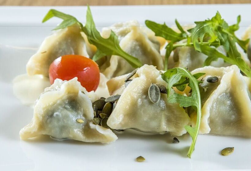 בית מלון כפרי Logos