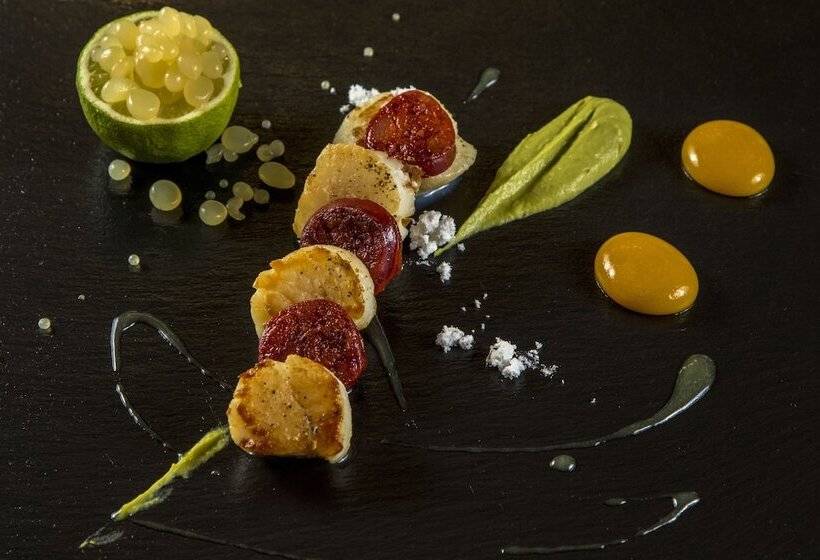 בית מלון כפרי Logos