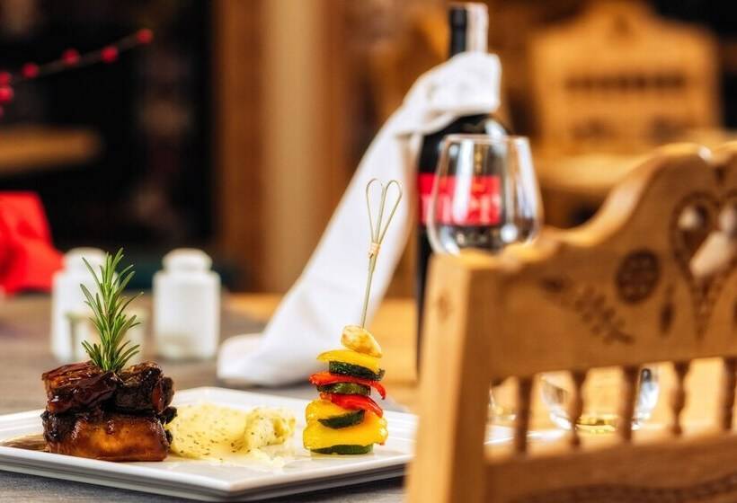 בית מלון כפרי Logos