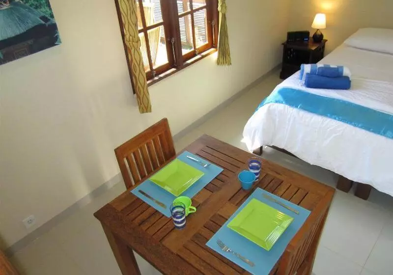 Hotel Lovina Oasis