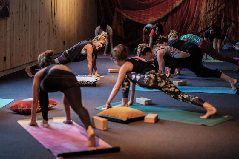 Mob Hotel Paris Les Puces