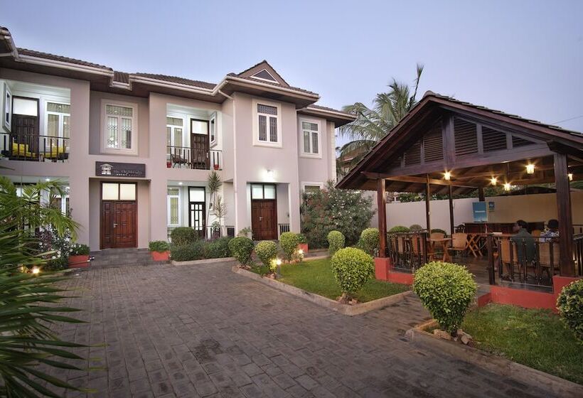 בית מלון כפרי The Highbridge Guest Lodge