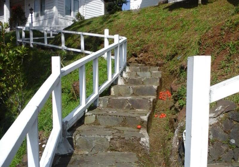 فندق Marbella Villa Resort​