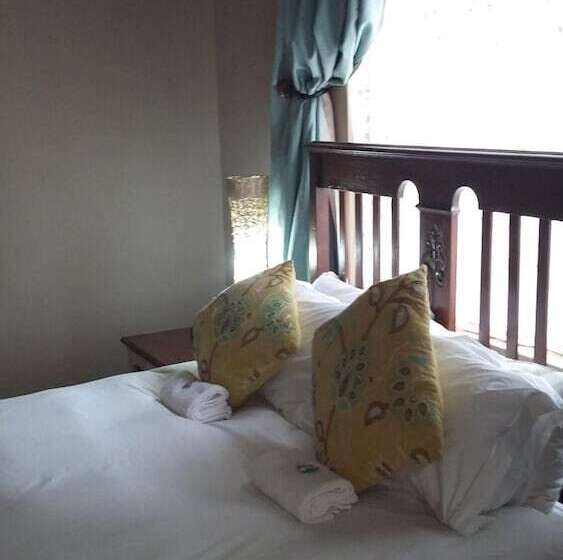 펜션 Stoep Cafe Guest House