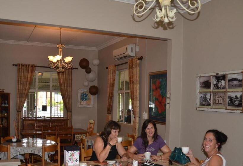 펜션 Stoep Cafe Guest House