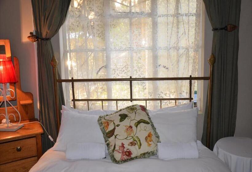 펜션 Stoep Cafe Guest House