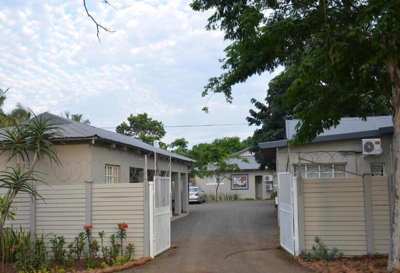 펜션 Stoep Cafe Guest House