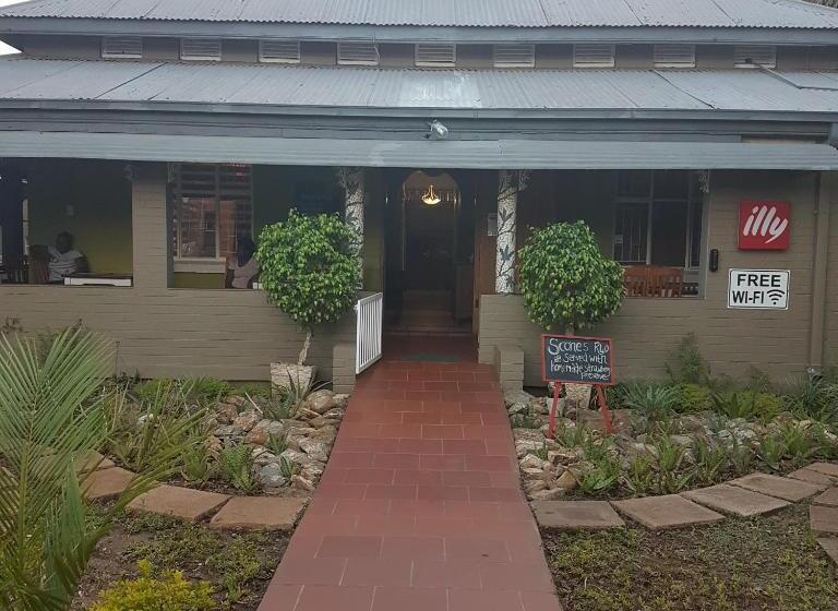 펜션 Stoep Cafe Guest House