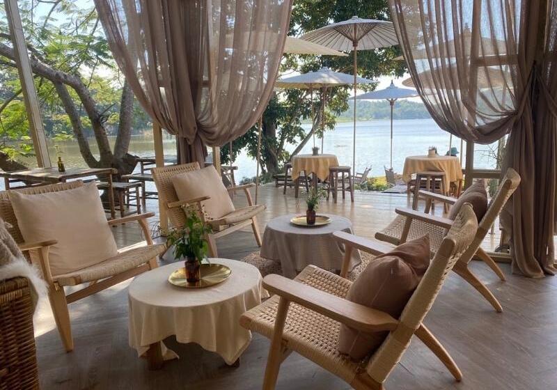 Szálloda 1000 Stars