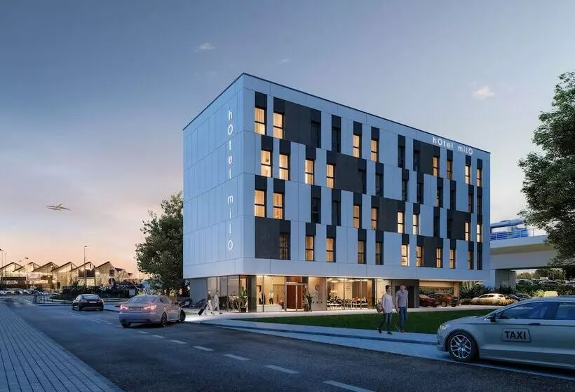 ホテル Milo Gdansk Airport