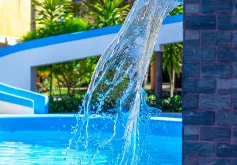 Hotelli Pousada Obah Village