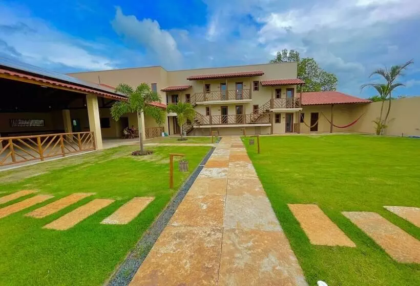 Hotelli Pousada Obah Village