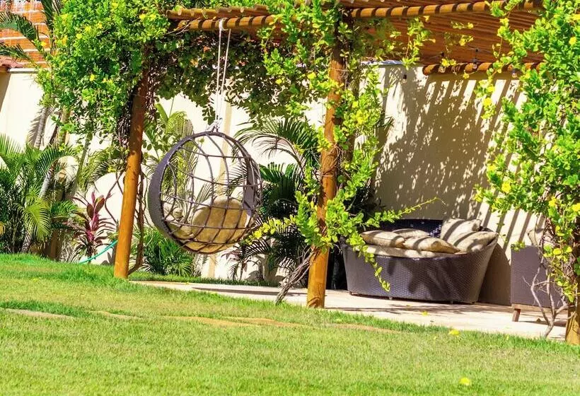 Hotelli Pousada Obah Village