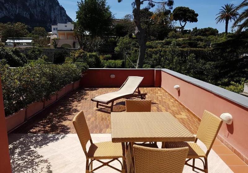 فندق Bristol Capri